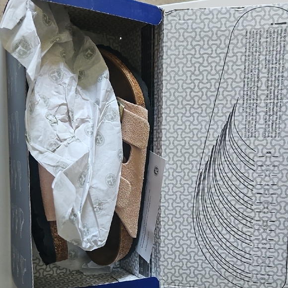 Birkenstock Kids Light Pink Buckle Sandals - Picture 4 of 6